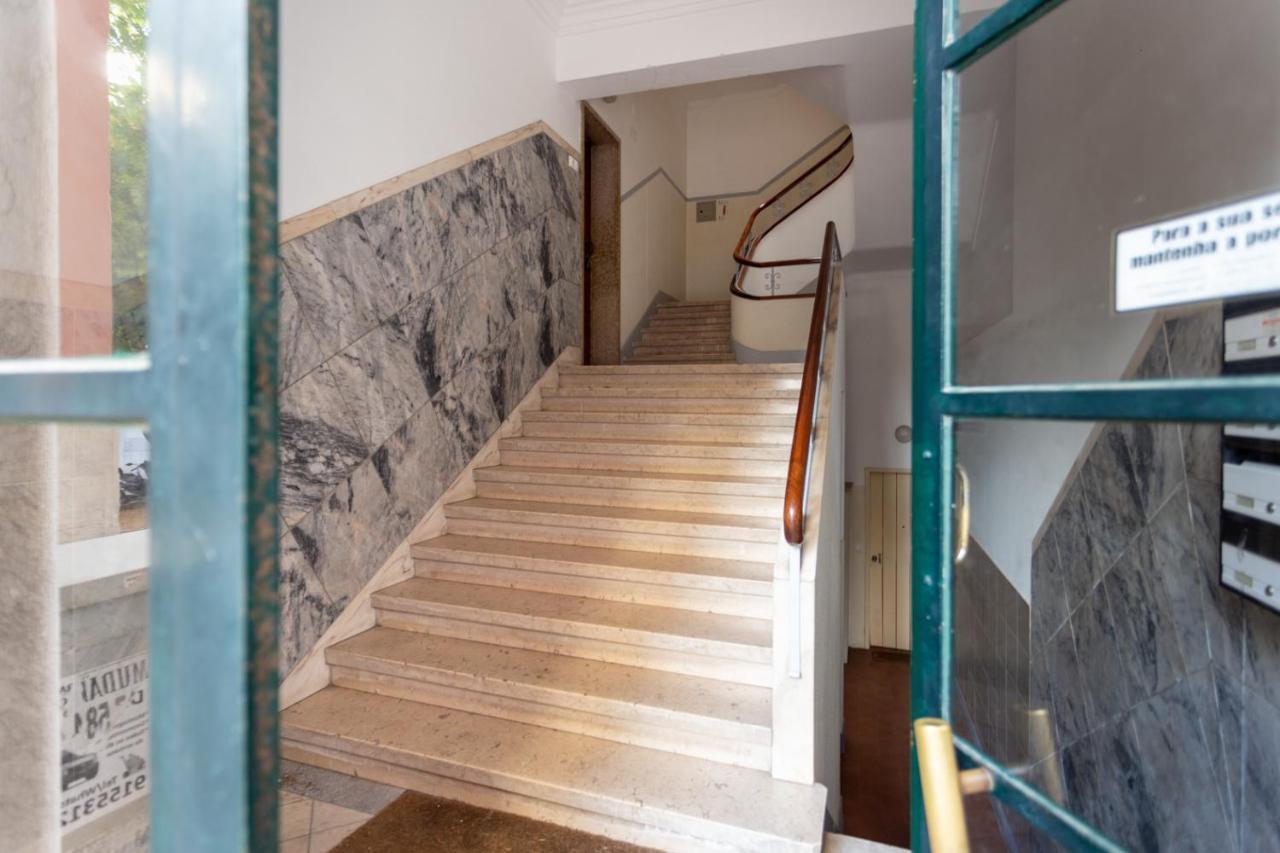 Apartment Joivy Bright And Beautiful 4br 5 Mins To Rato Subway